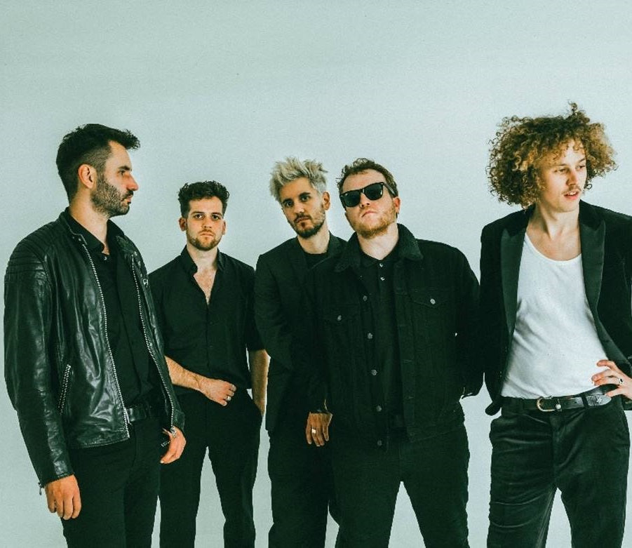 RHEA drop explosive video for 'Creeping Through My Head'