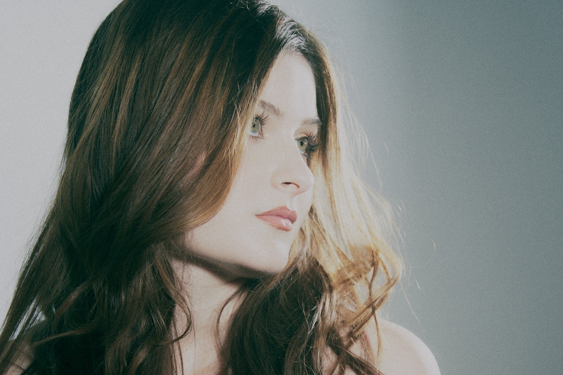 Queen Anne Deliver A Stark Reimagining Of Bowie's ‘Let's Dance’