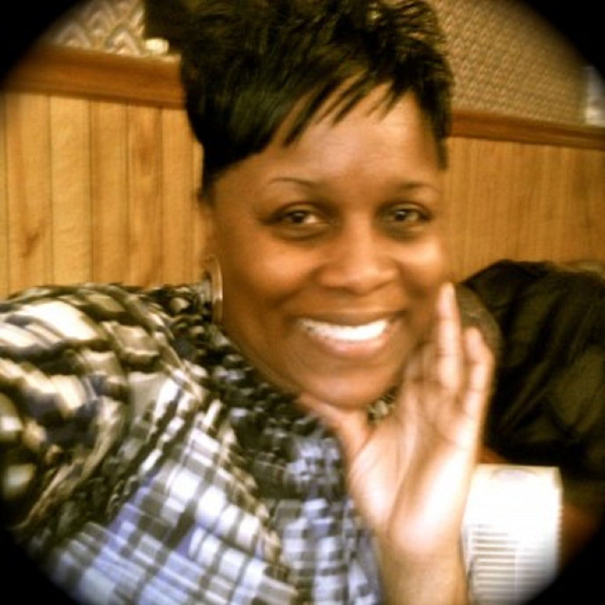 Carolyn Dillard – ‘Weight On My Shoulders’