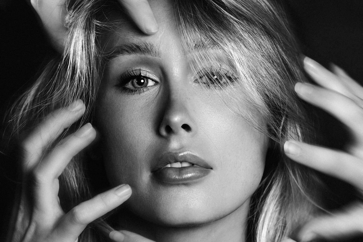 Dark Pop Star TAYE Delivers Electrifying New Single, ‘Say My Name’