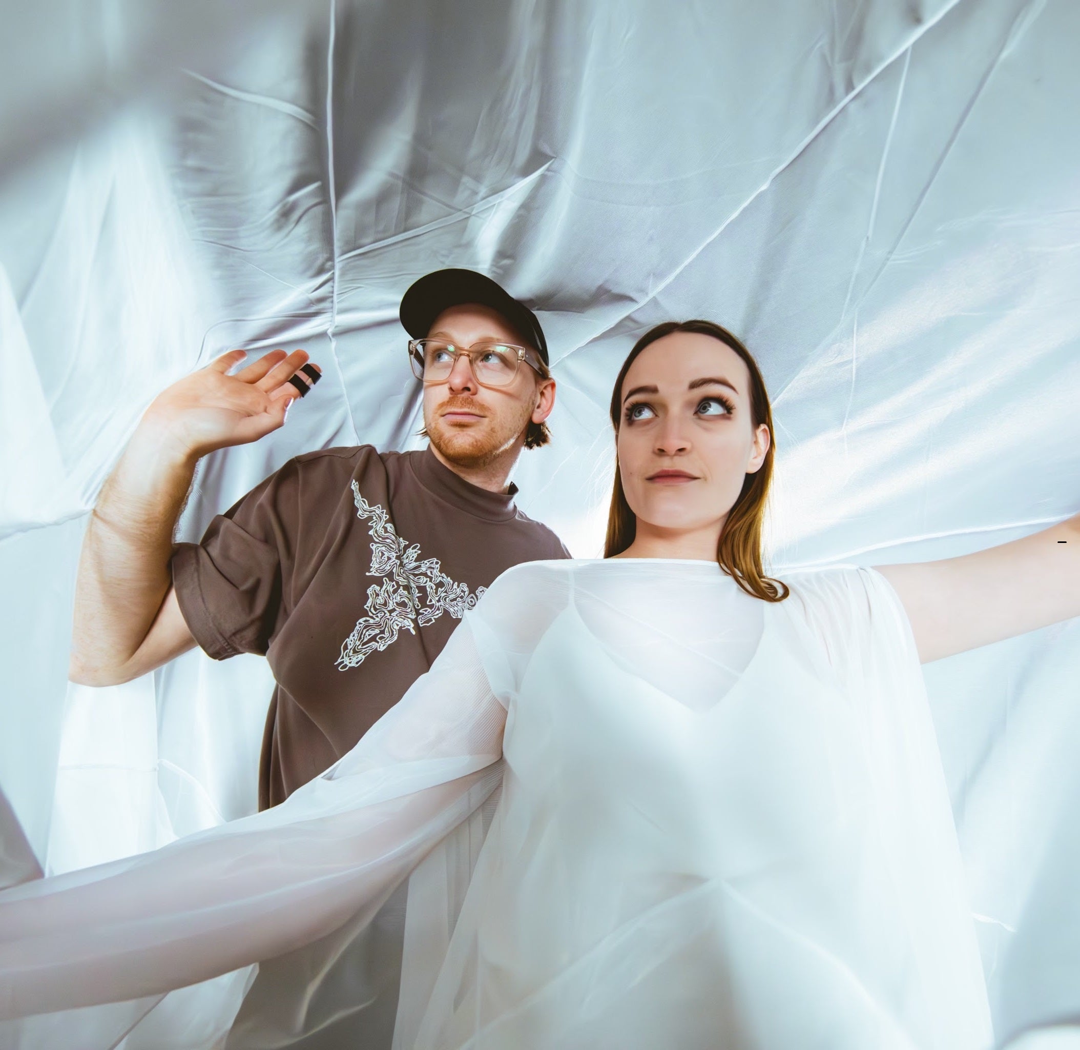 Raave Tapes drop introspective pop-anthem ‘I Just Wanna Be Alone’ and announce their long-awaited debut album