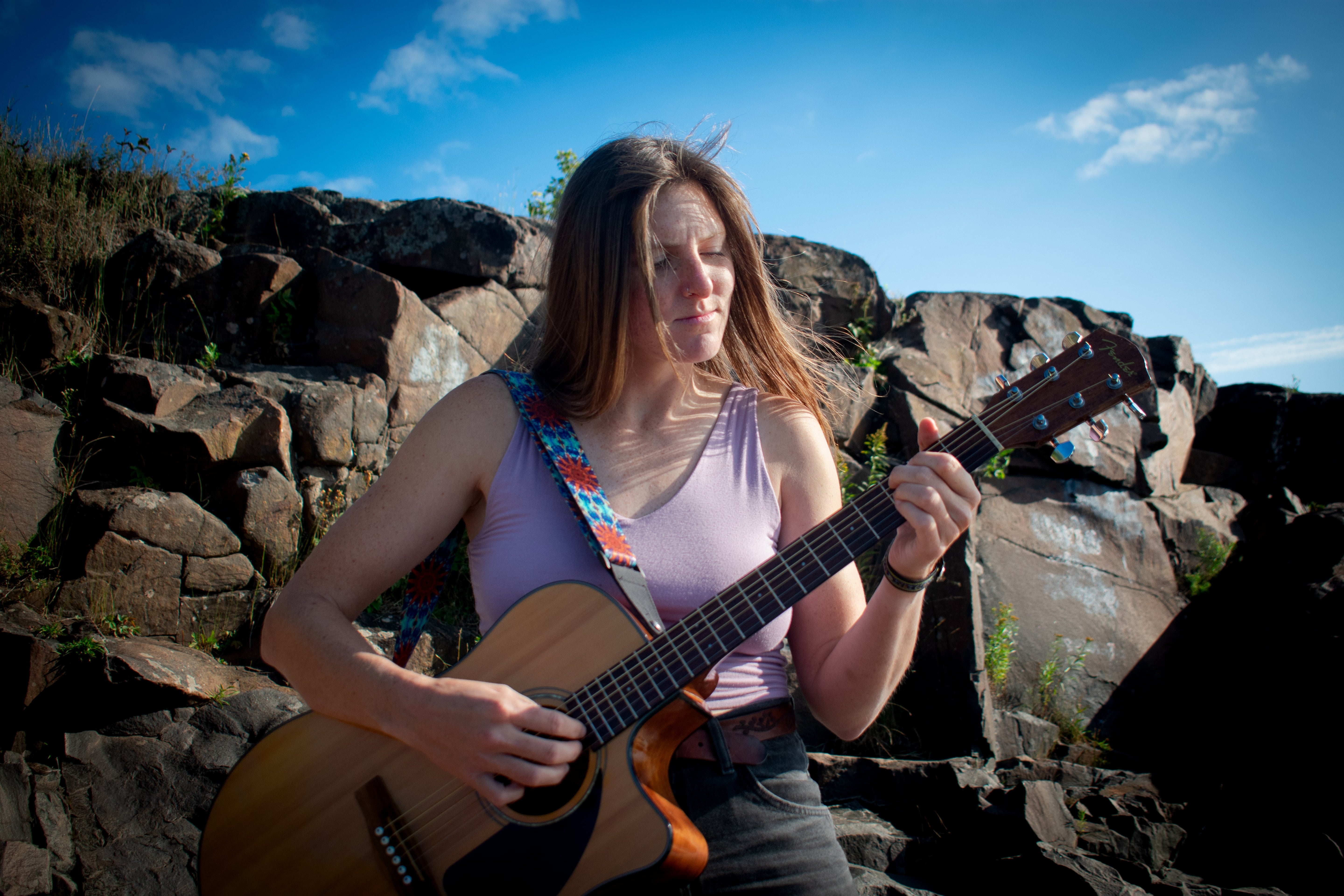 Ashe Berton Finds Home in New Single 'Hello Minnesota'